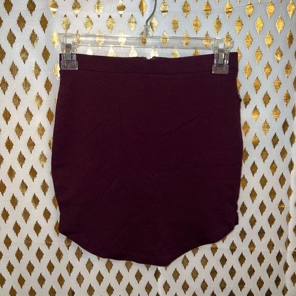 Forever 21 burgundy mini skirt size XS - Picture 1 of 6